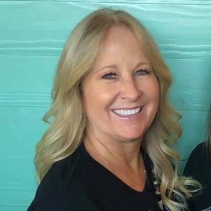 Meet your Posher, Lisa